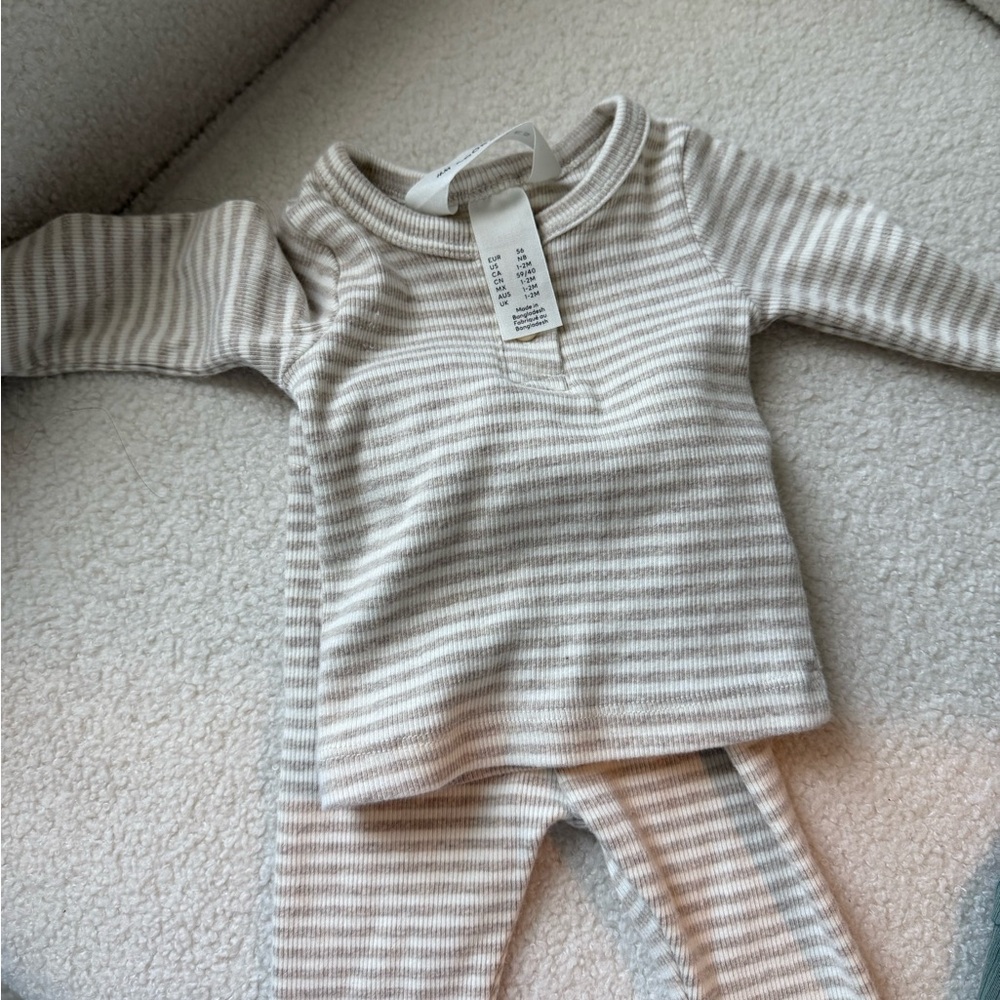 H&M Beige Striped Kids Matching Set